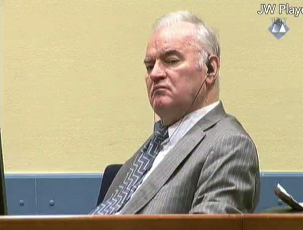 Aujourd'hui âgé de 74 ans, Ratko Mladic est incarcéré au pied des dunes néerlandaises, à deux pas de la mer du Nord.