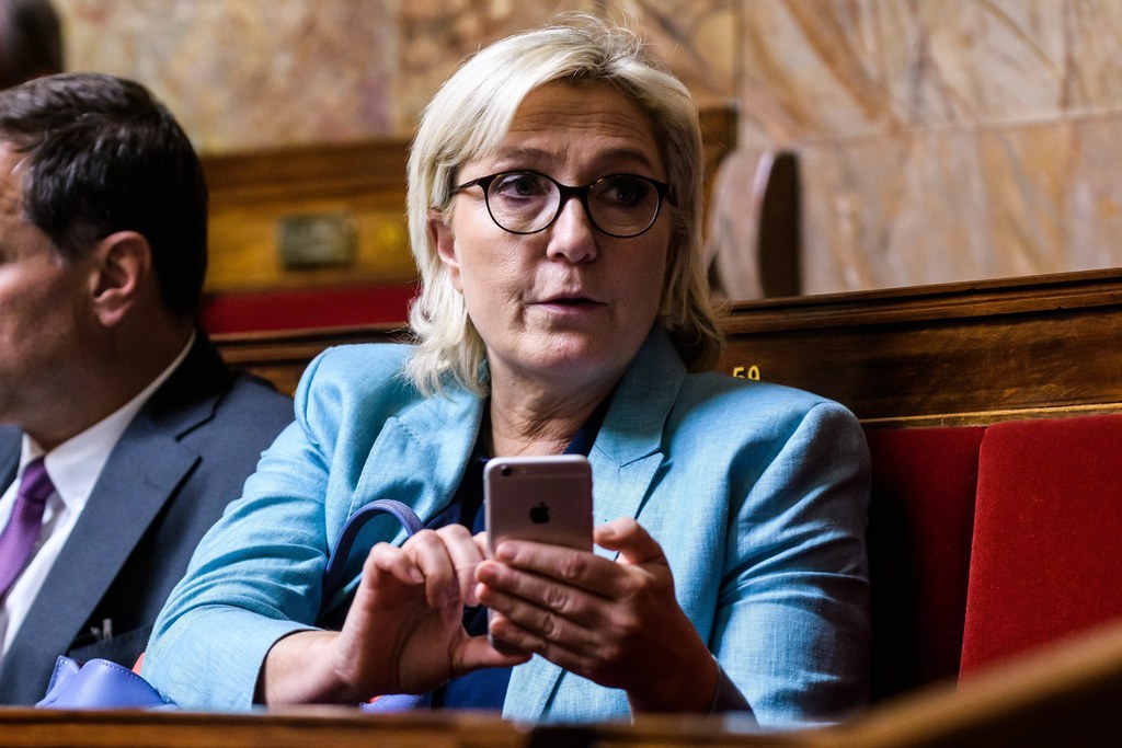 La levée de l'immunité de Marine Le Pen se limite aux faits incriminés.