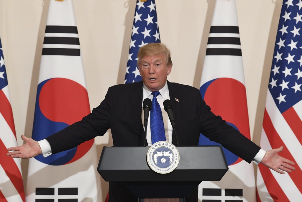 "Ne nous sous-estimez pas, ne nous mettez pas à l'épreuve", a lancé Donald Trump devant l'Assemblée nationale sud-coréenne.