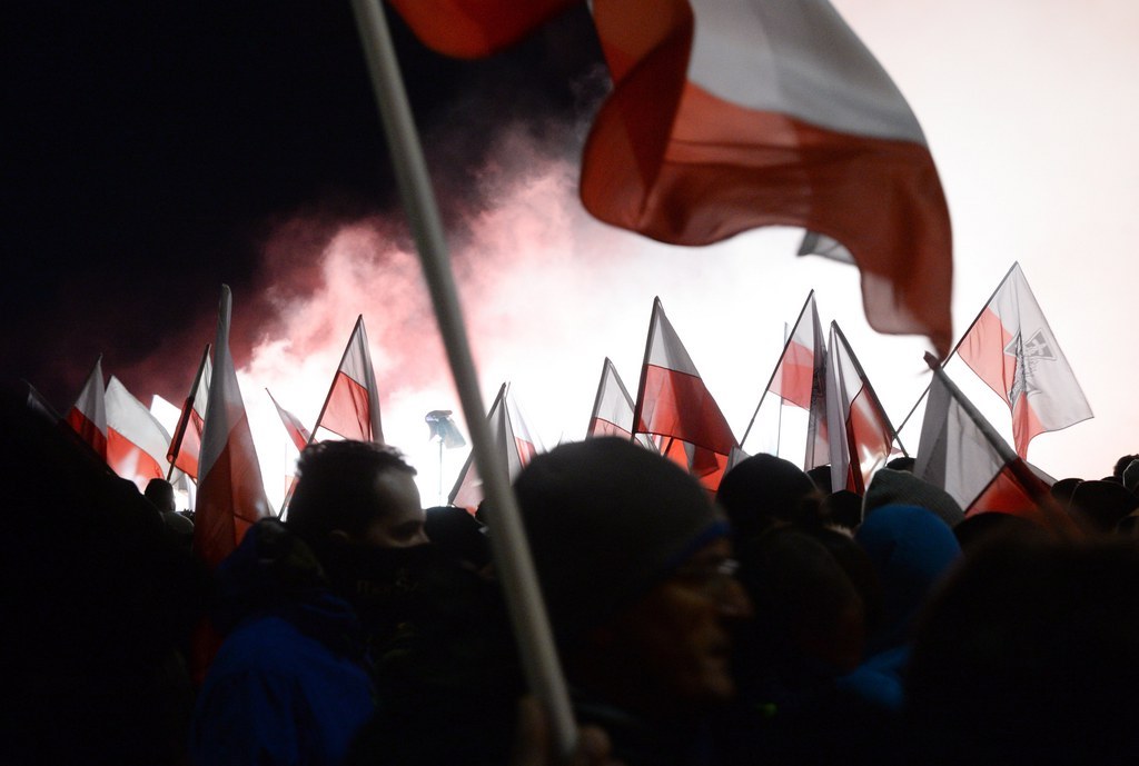 Des dizaines de milliers de Polonais se sont rassemblée samedi à Varsovie à l'occasion de la fête nationale. 