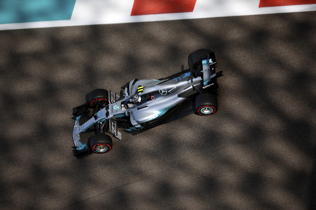 Valtteri Bottas décroche la dernière pole position de la saison.