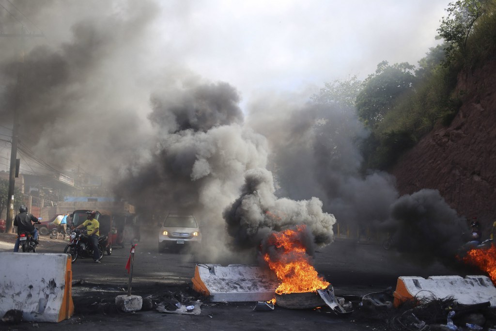 Des troubles ont éclaté au Honduras. Ils ont fait au moins un mort et plus de 20 blessés et conduit à une centaine d'arrestations.