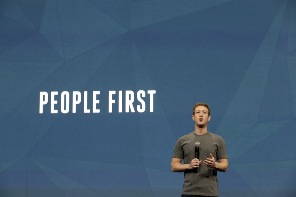 Le fondateur de Facebook, Mark Zuckerberg, veut "réparer" ses erreurs.