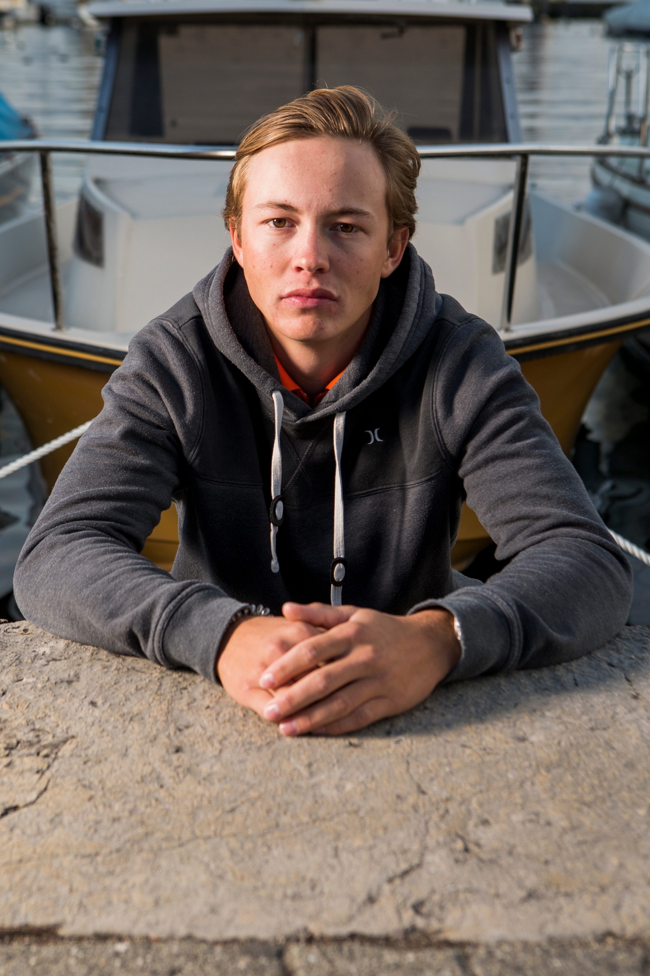 Morges, jeudi 23 novembre 2017
Portrait de Morgan Lauber au port de Morges. Il va prendre part en décembre aux championnats du monde de 420 en Australie

© Sigfredo Haro Portrait Morgan Lauber, Morges