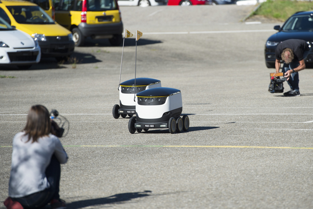 La Poste tire un bilan positif du test de robot de livraison mené à Dübendorf (ZH).