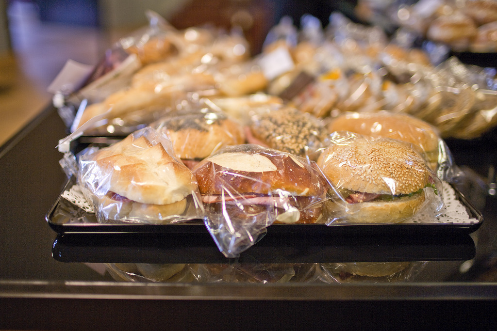 Les chercheurs ont étudié l'empreinte carbone de 40 types de sandwiches différents.