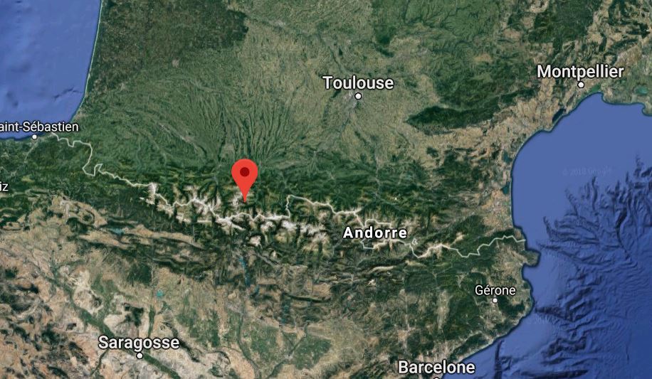 Un skieur espagnol a été tué samedi dans une coulée de neige sur une commune du sud-ouest de la France dans les Pyrénées.