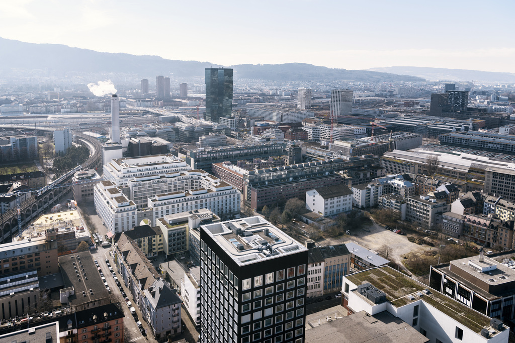 "Nous nous attendons à ce que l'économie suisse croisse à un rythme solide sur la période 2018-2021", indique l'agence.

