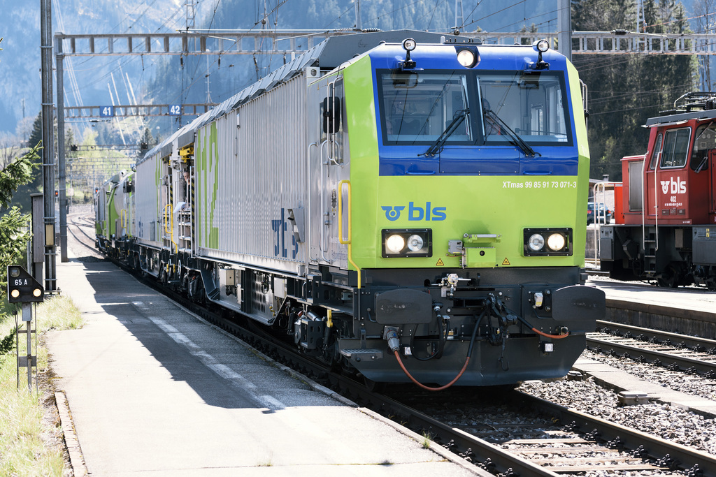 La compagnie ferroviaire BLS maintient sa demande de concession de cinq lignes du trafic grandes lignes.