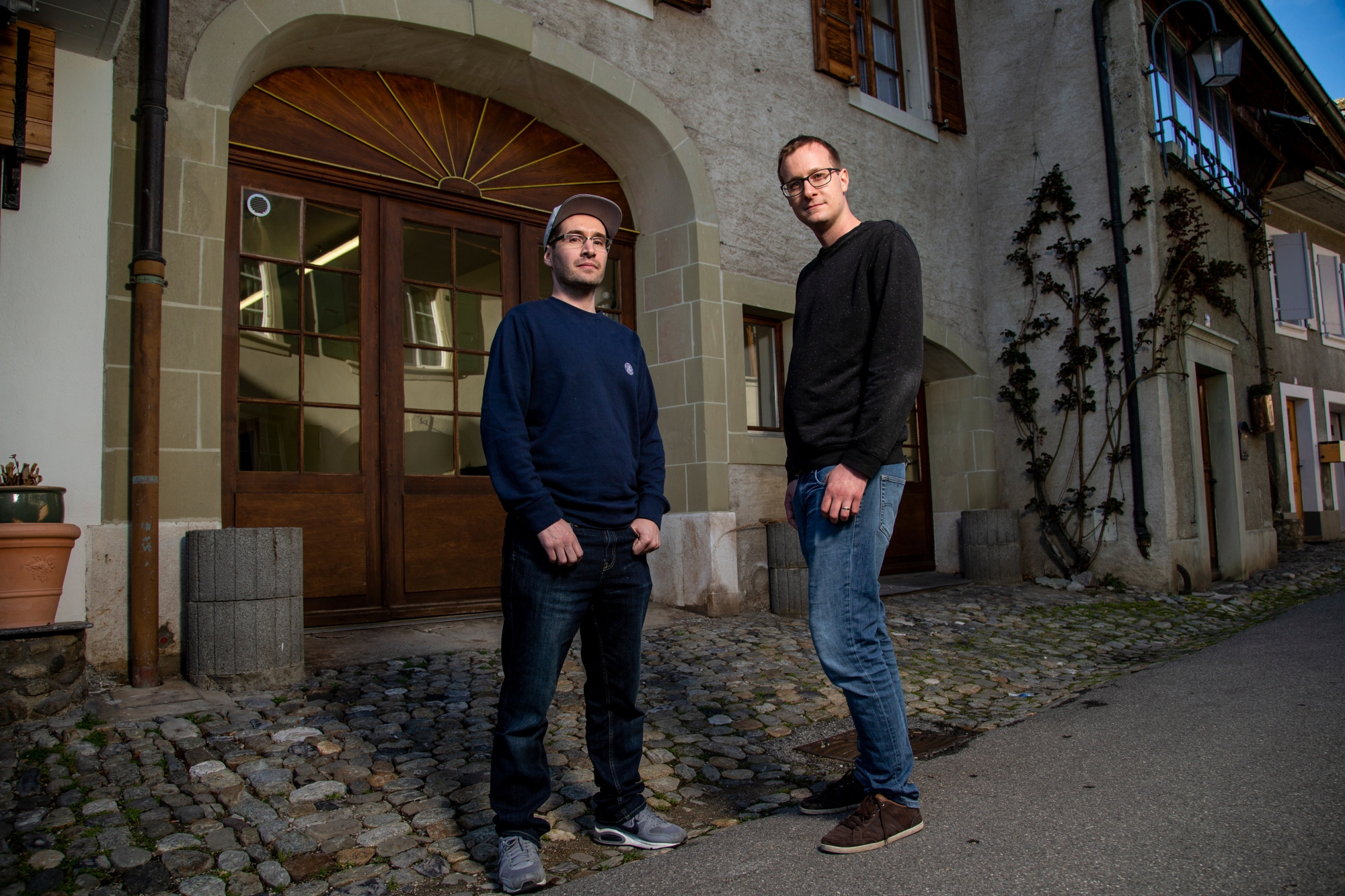 Grégoire Bovy et Cédric Kind gèrent la Brasserie artisanale "Bad Fish Brewery" à Saint-Prex.