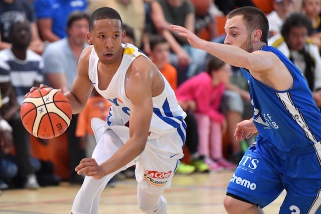 TJ Bullock et le BBC Nyon ont battu Villars au bout du suspense.