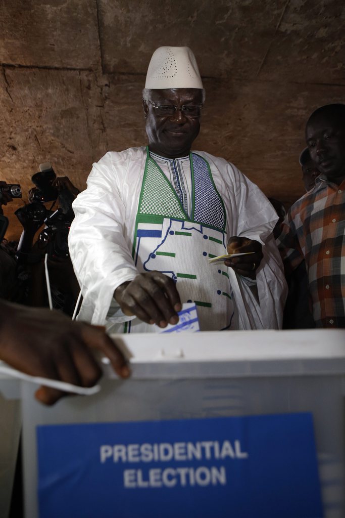 Le chef de l'Etat sortant de Sierra Leone, Ernest Koroma, s'est déclaré «assuré» de sa victoire au élections de ce week-end.