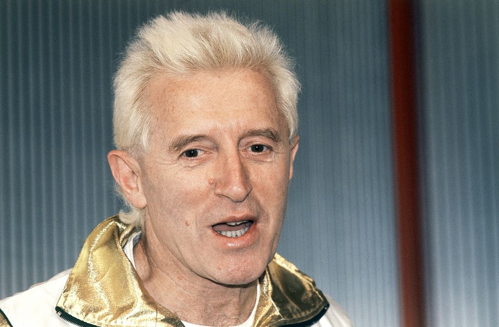 Jimmy Savile est mort en 2011 à 84 ans. Il aurait fait jusqu'à 200 victimes selon la police.