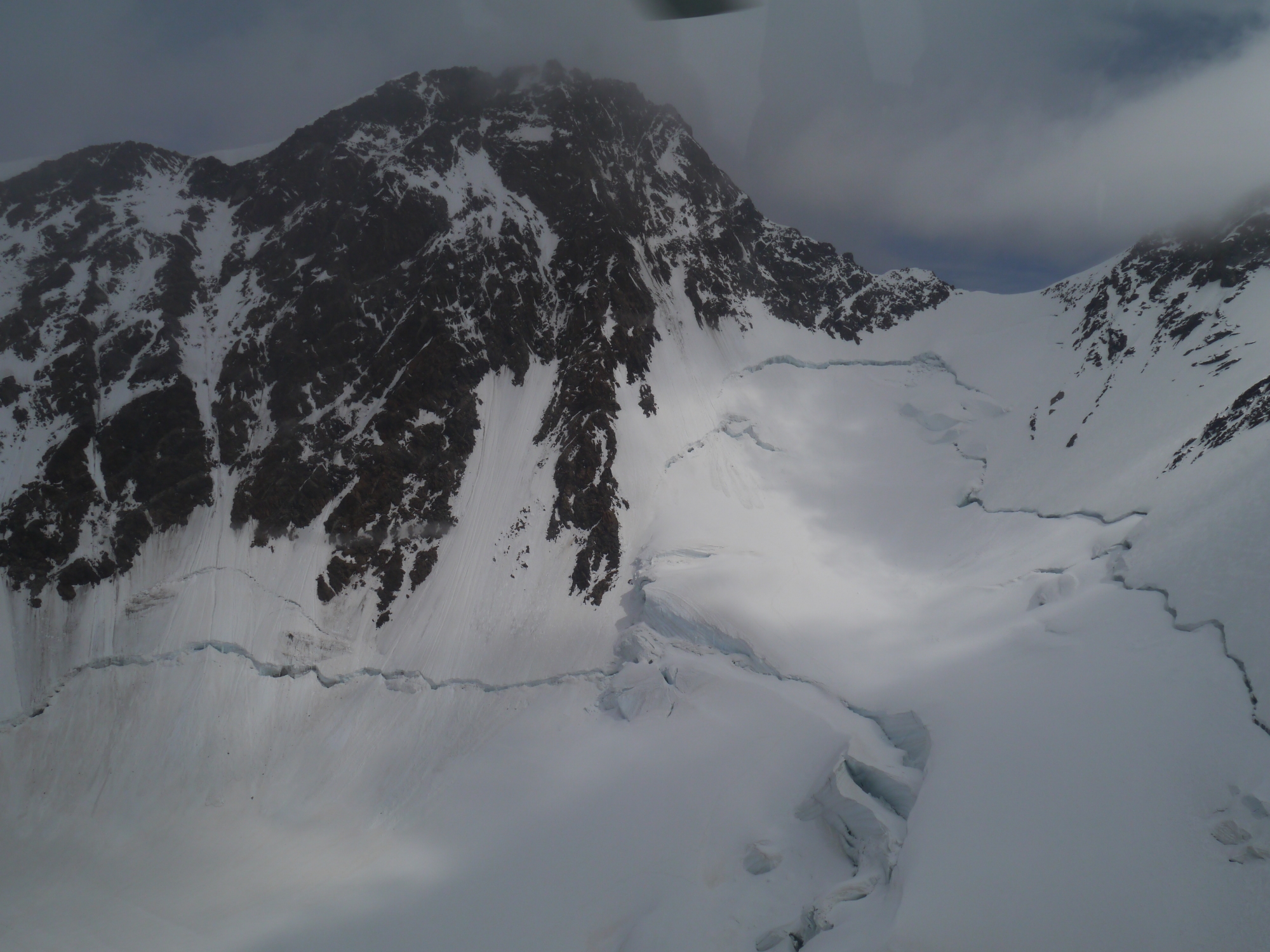 L'alpiniste se trouvait près du sommet de la Pointe Dufour lorsqu'il a chuté.