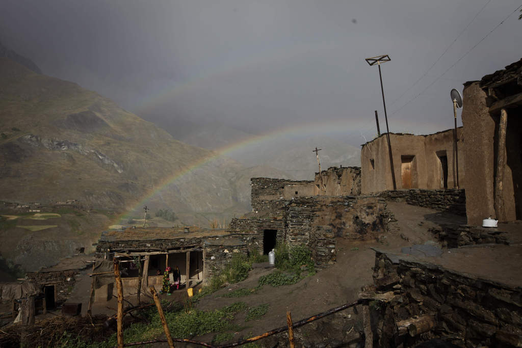 Une personne de nationalité suisse figure parmi les quatre touristes à vélo tués dimanche, fauchés par une voiture, au Tadjikistan.