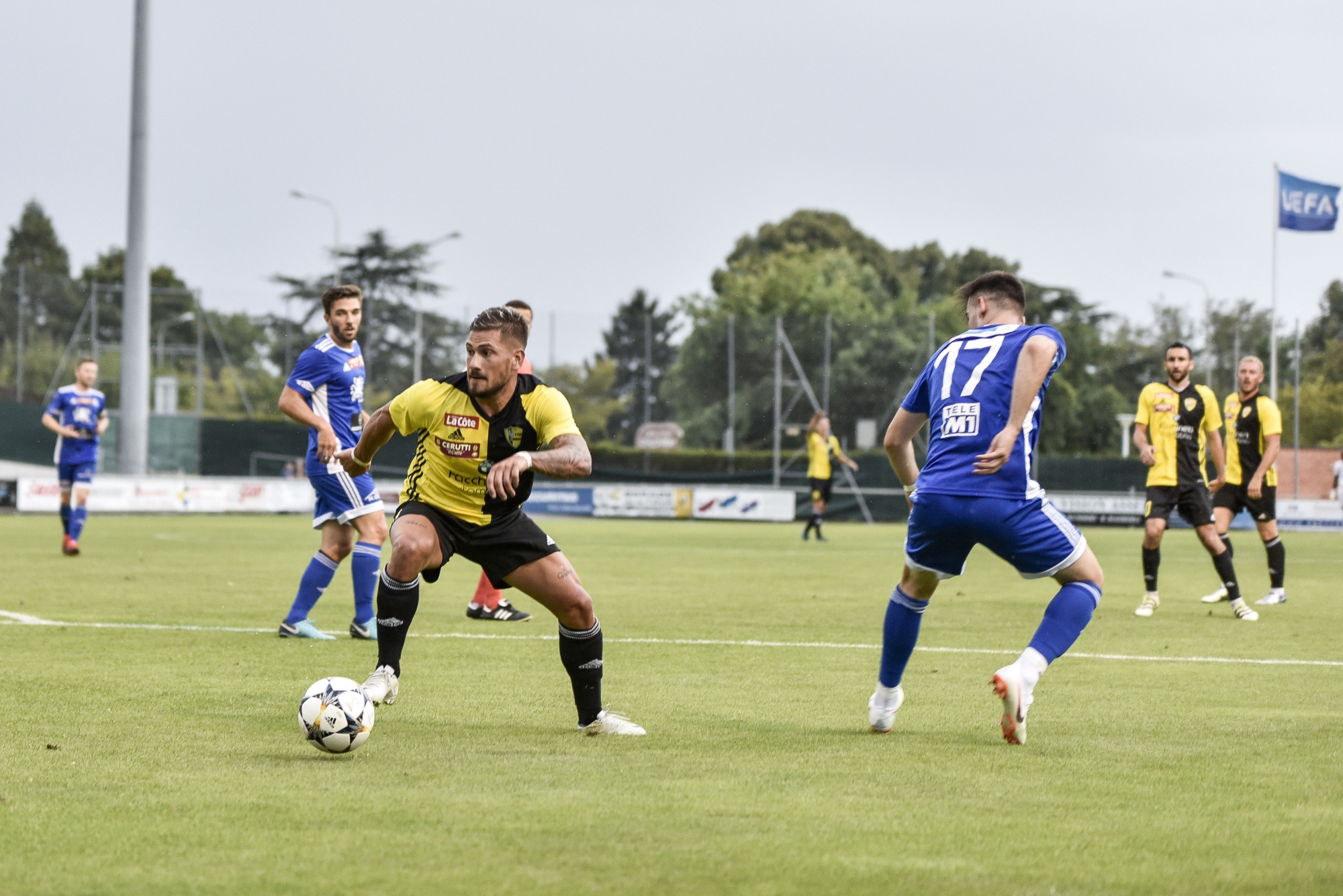 Hugo Fargues, à gauche, et le Stade Nyonnais recevront Grasshopper en 16e de finale de la Coupe de Suisse.