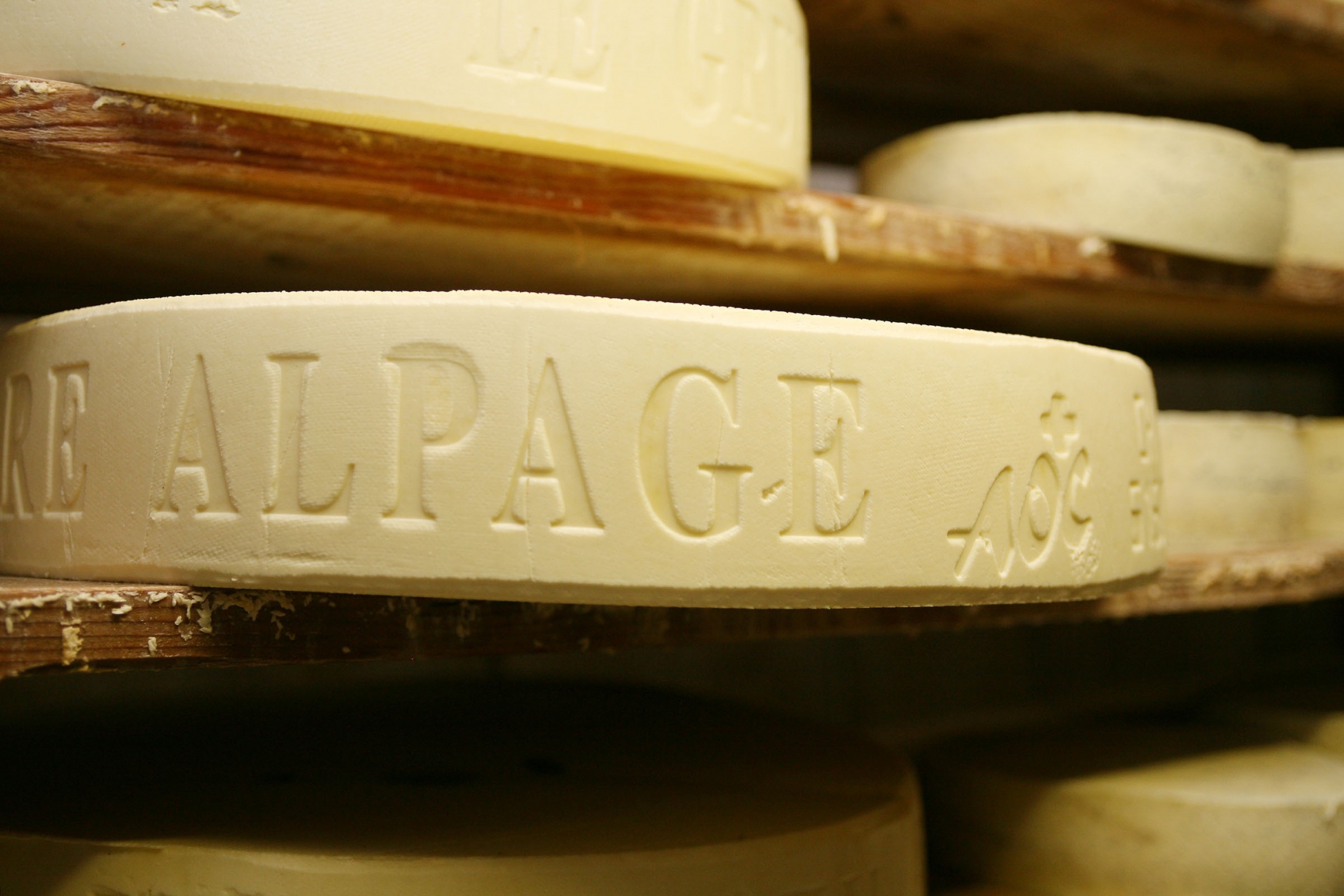 Des fromages à l'alpage de La Bassine.