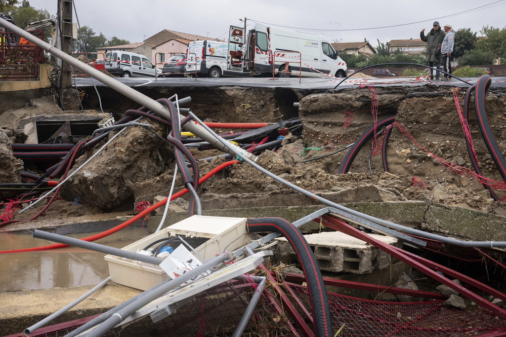 Les dégâts matériels provoqués par les inondations meurtrières du début de semaine dans l'Aude se chiffrent à environ 230 millions de francs.