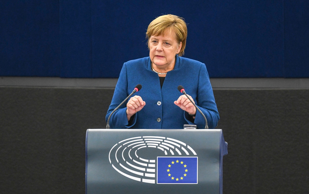 Mardi, la chancelière allemande Angela Merkel a soutenu Emmanuel Macron en prônant elle aussi la création d'une armée européenne. 