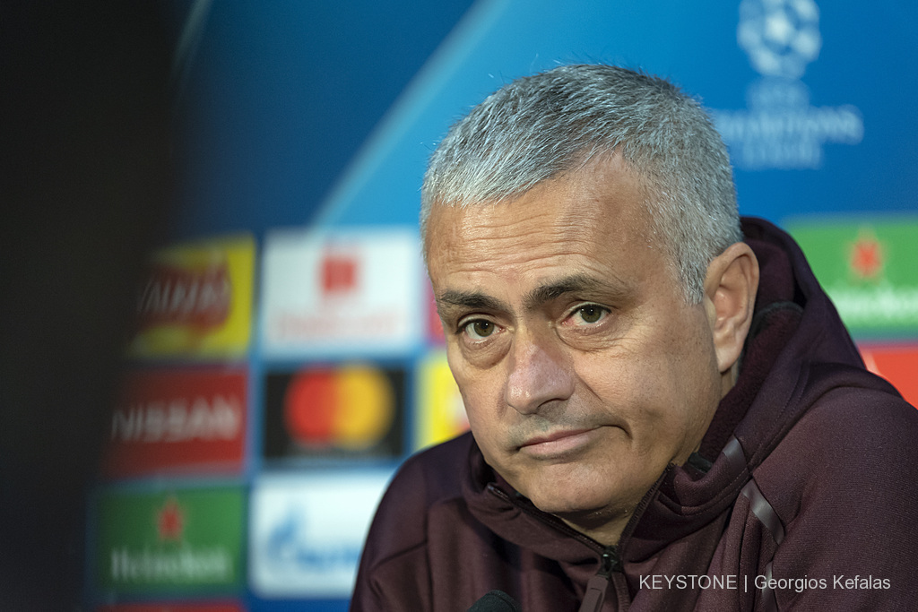 Jose Mourinho quitte ses fonctions avec effet immédiat.