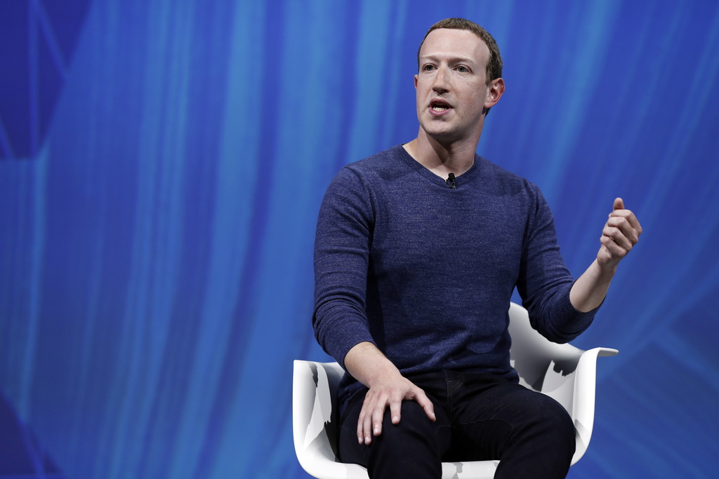M. Zuckerberg a expliqué que la publicité ciblée permet de proposer le service gratuitement.