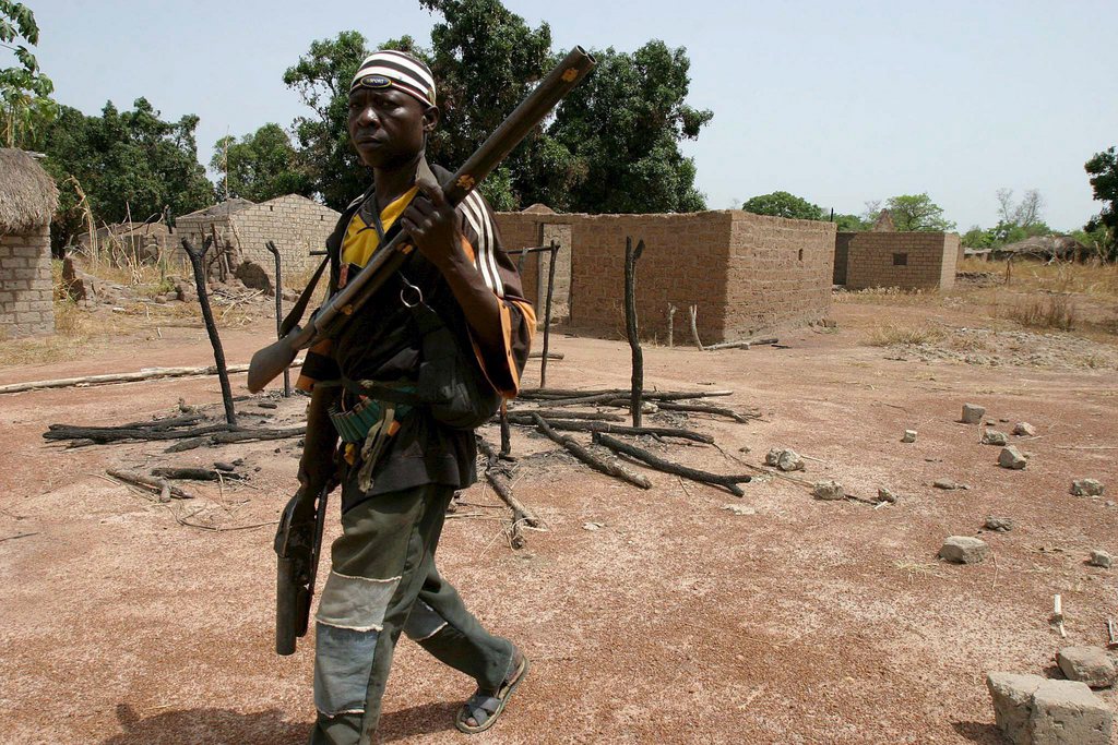 Les rebelles sont aux portes de la capitale centrafricaine Bangui. Les Etats-Unis ont décidé de retirer leur ambassadeur et de fermer leur ambassade pour des questions de sécurité.