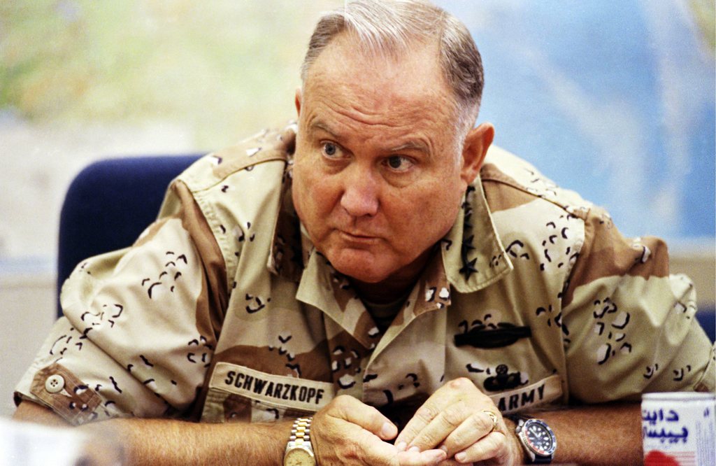 L'ex-général US Norman Schwarzkopf est décédé à l'âge de 78 ans à Tampa (Etats-Unis).