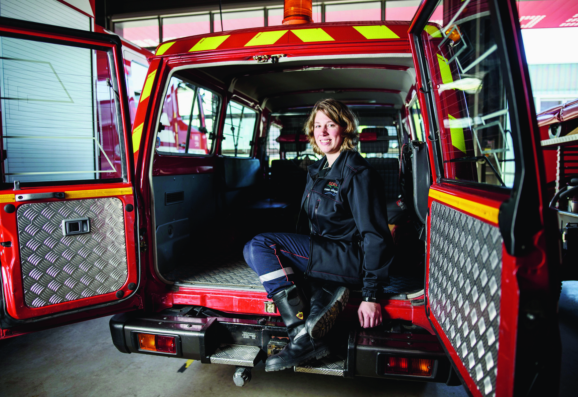 Après avoir débuté comme secouriste junior en 2000, Nathalie Pellet est devenue pompier volontaire en 2007.