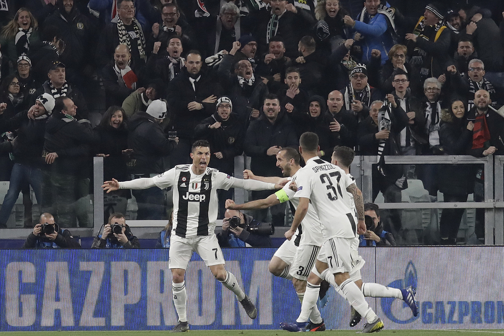 Cristiano Ronaldo a marqué à trois reprises pour qualifier la Juventus.