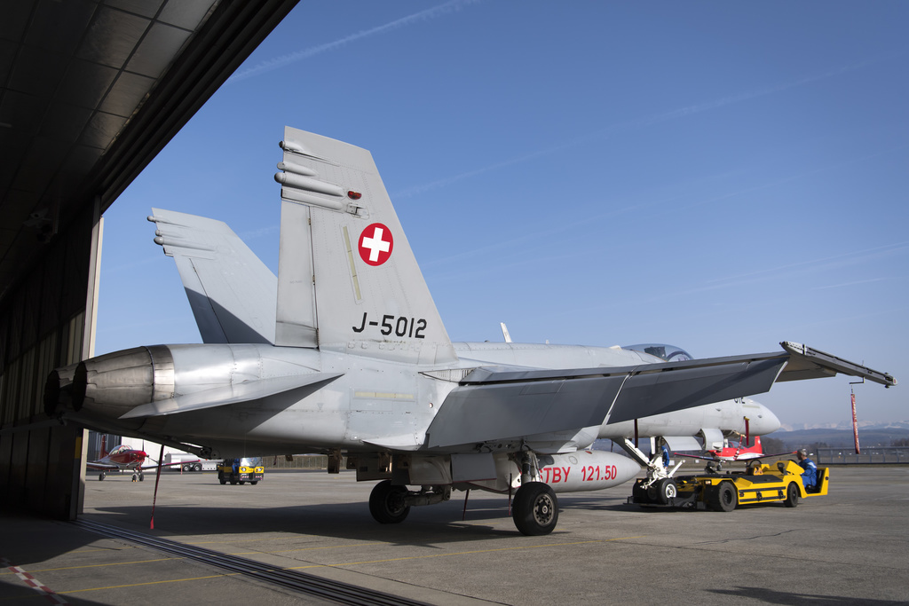La majorité des F/A-18 de l'armée suisse sont actuellement en révision (archives).