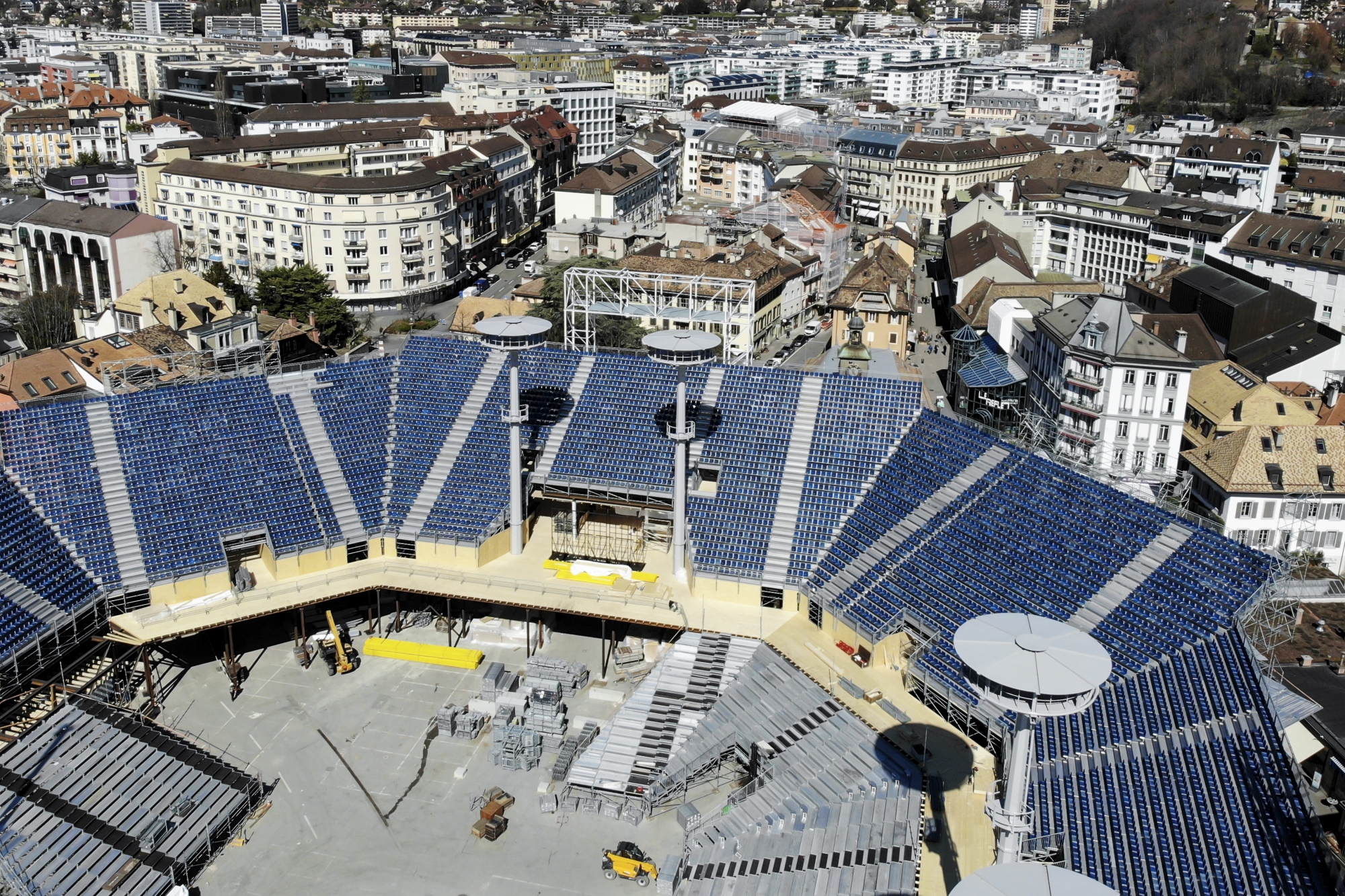 Une vue sur le chantier de l’arène de la Fête des Vignerons en construction.