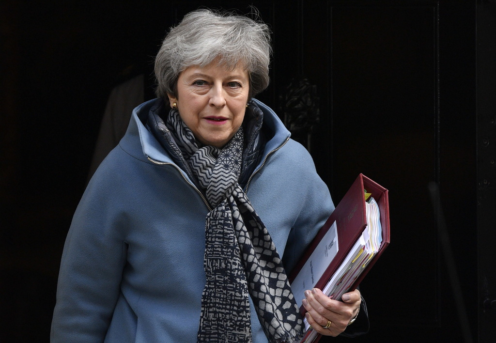 La partie de ping-pong se poursuit entre Theresa May et le Parlement britannique.