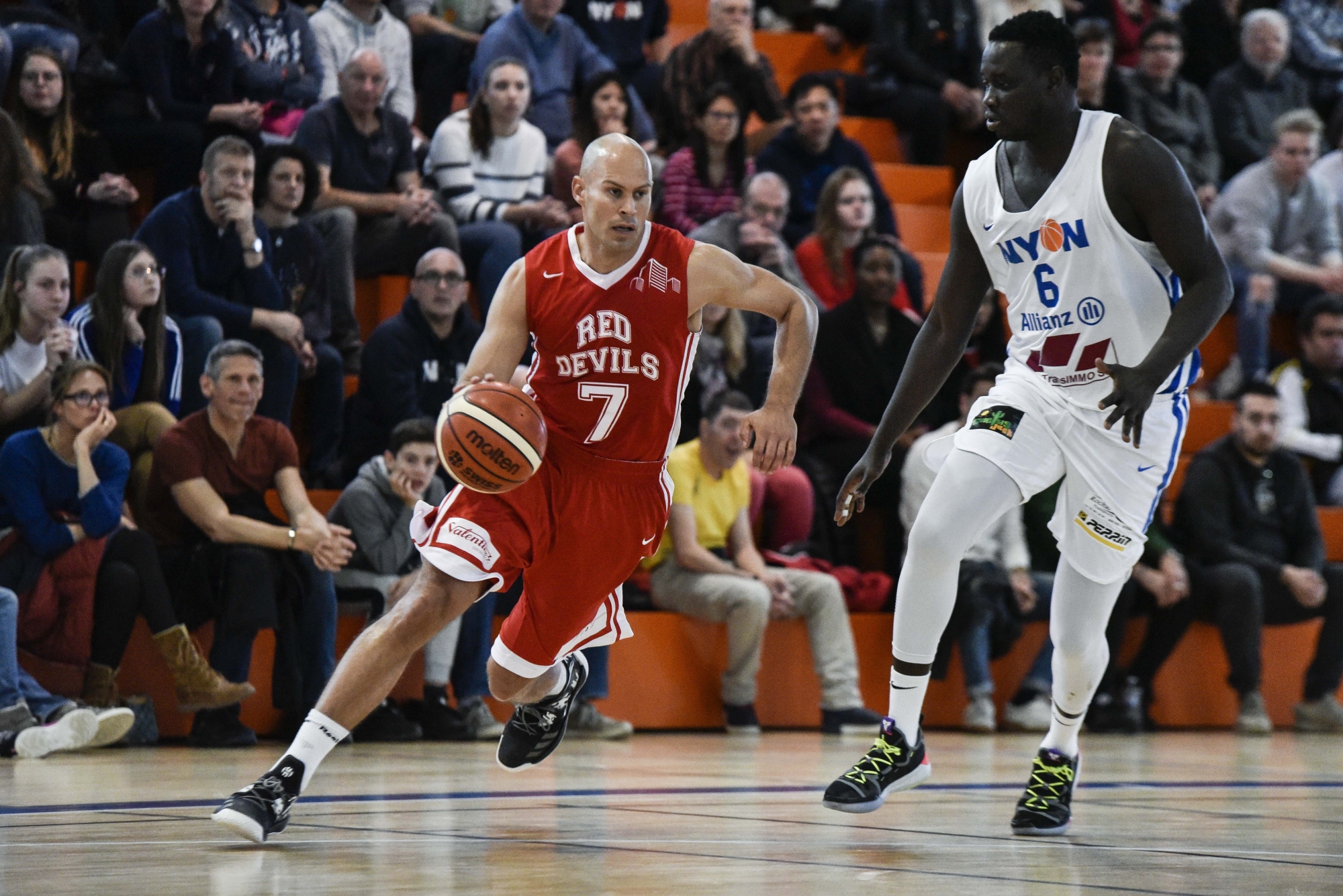 Julien Rahier (g.) et les Red Devils ont gagné le droit d'y croire.