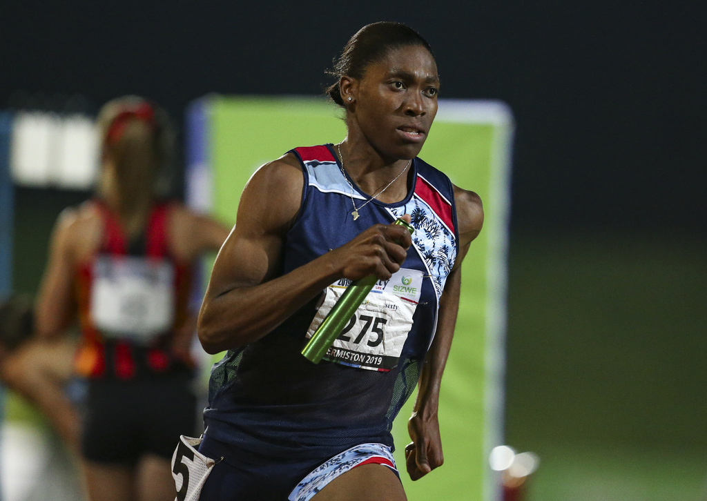 La double championne olympique du 800m et les autres athlètes hyperandrogènes devront se soumettre à un règlement spécifique, même une fois modifié. (archives)