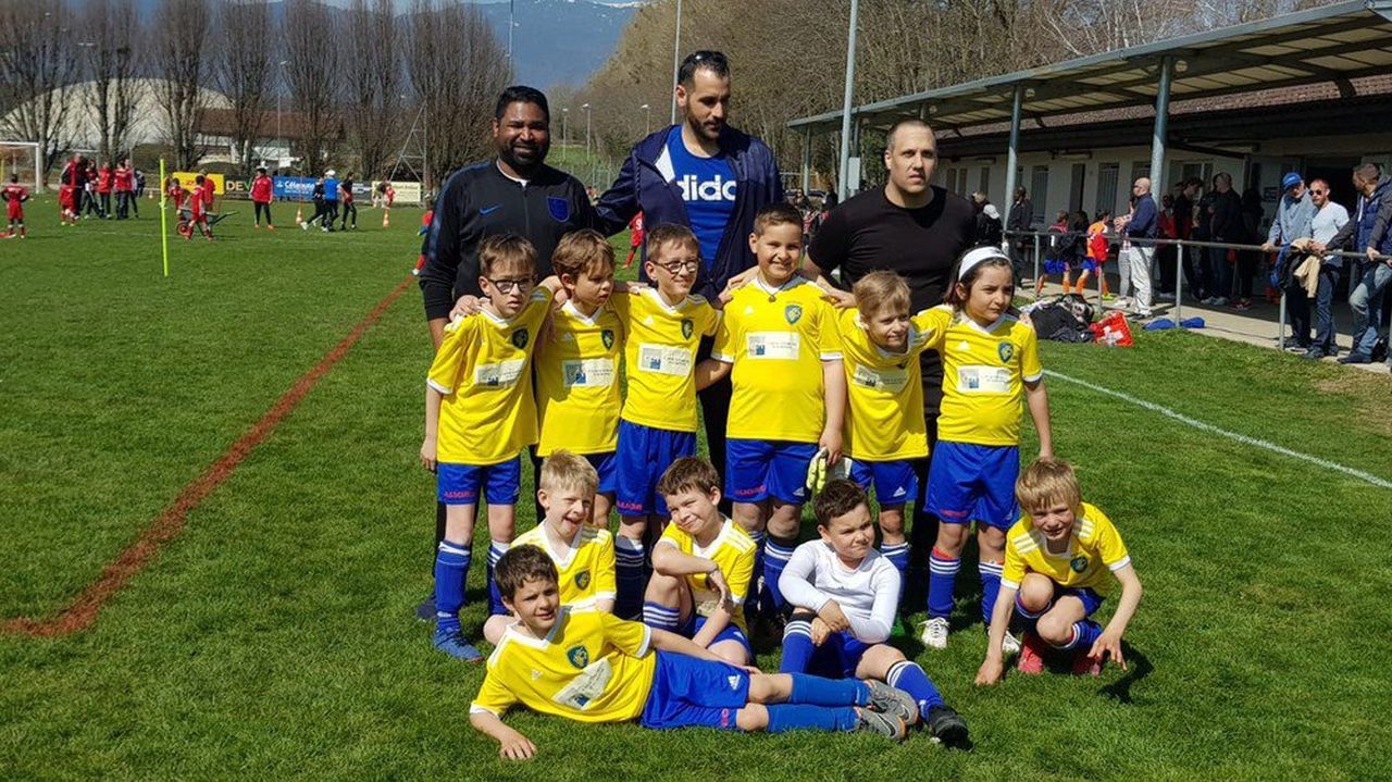 L'équipe de juniors F du FC Lavigny a joué son premier match officiel fin mars à Crans. Historique.