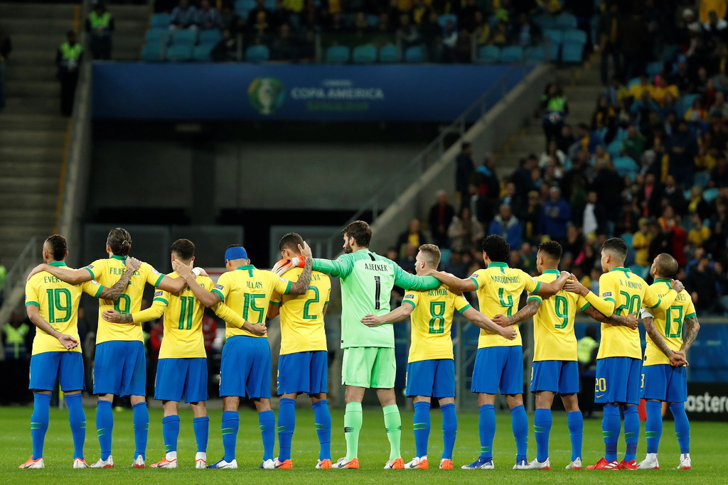 A onze contre 10, le Brésil a dû attendre les tirs au but pour se défaire du Paraguay, qui avait éliminé la Seleçao lors des deux dernières éditions.