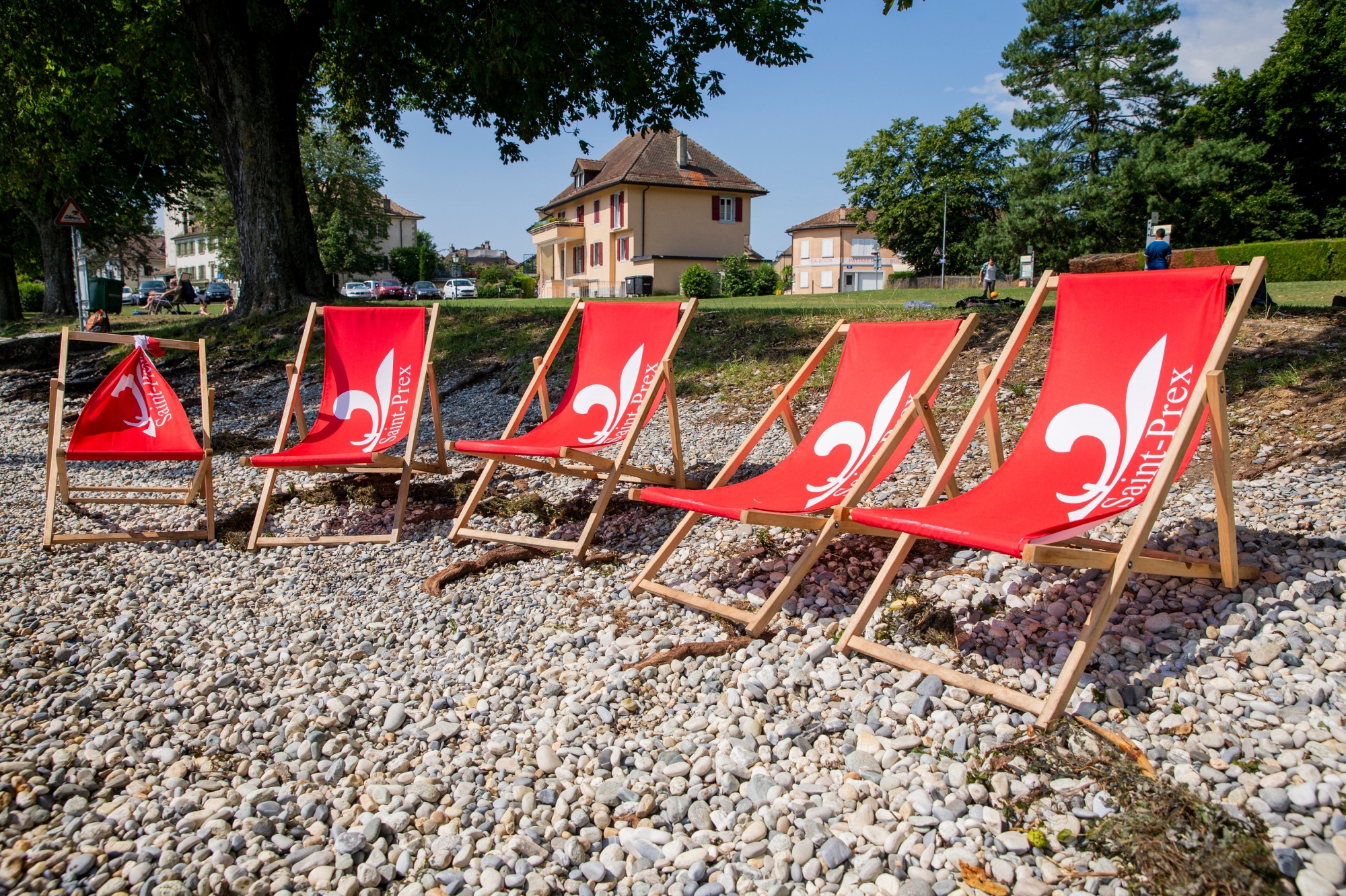 Les cinq rescapées sont toujours à la plage de la place d'Armes. Pour combien de temps?