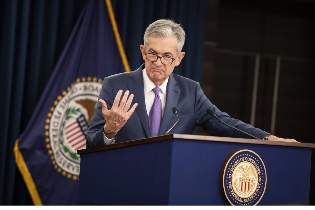 Jerome Powell, patron de la Banque centrale américaine, a justifié mercredi la baisse des taux d'intérêt directeurs en raison des "incertitudes" qui pèsent sur l'économie mondiale.