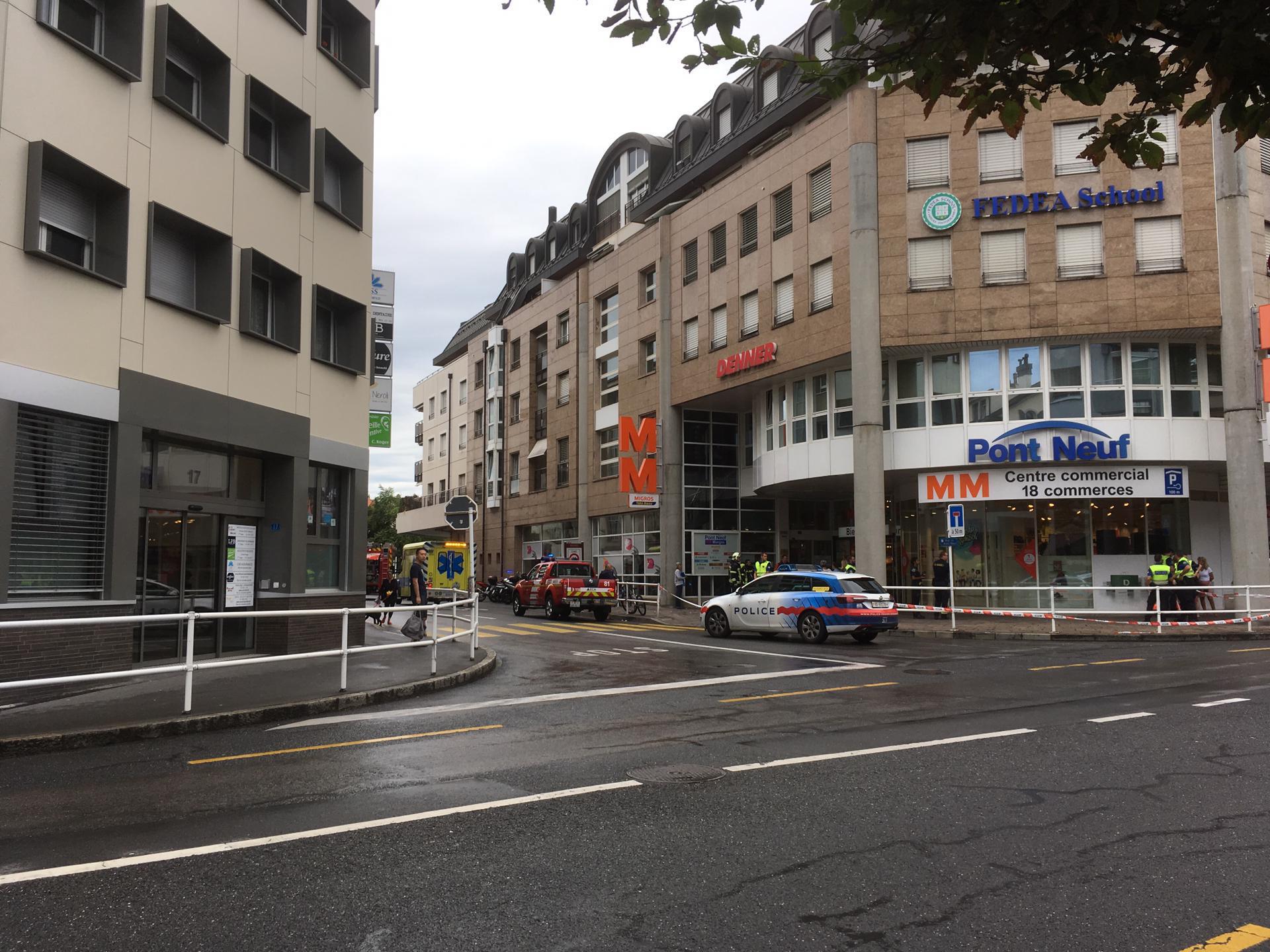 Le centre commercial du Pont-Neuf à Morges a été fermé durant une heure samedi matin, suite à des émanations toxiques.