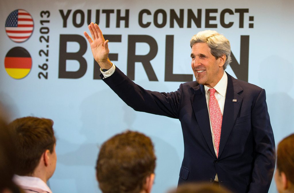 John Kerry poursuit sa tournée européenne.