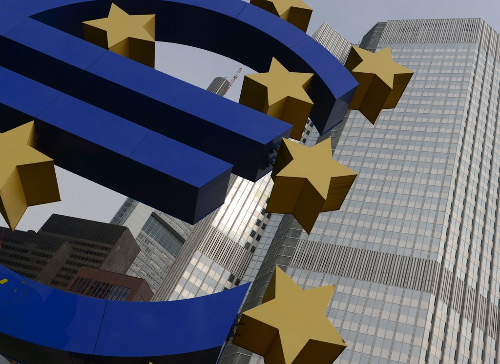 La banque centrale européenne maintient son taux directeur à son plus bas niveau historique.