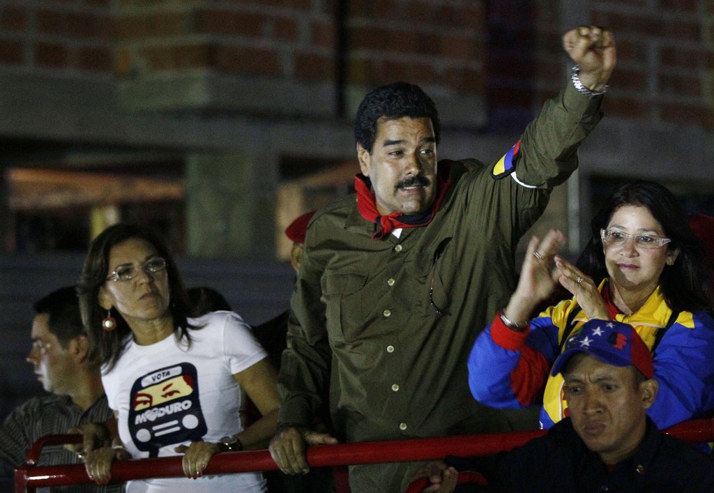 Nicolas Maduro a été désigné par l'ancien président de gauche Hugo Chavez, décédé le 5 mars d'un cancer, pour lui succéder.