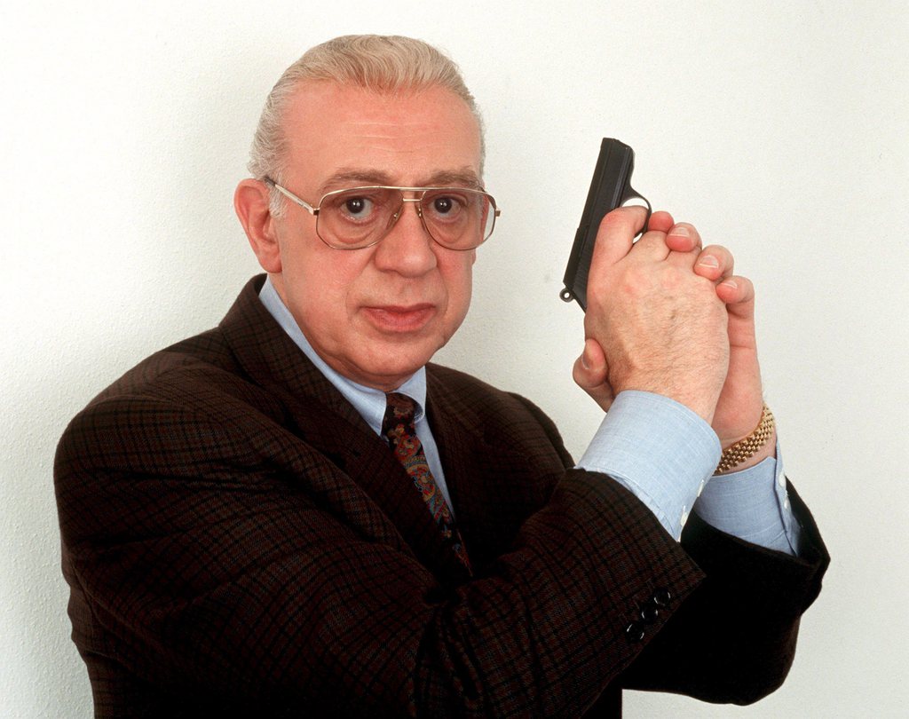 The picture dated April 1993 shows German actor Horst Tappert alias chief inspector Stephan Derrick in Germany. Tappert died on 13 December 2008 at the age of 85 in a hospital in Munich, as his wife Ursula told German magazine 'Bunte' on 15 December 2008. Tappert became famous as the leading actor of the crime series 'Derrick' of German TV broadcaster 'ZDF'.  (KEYSTONE/EPA/ISTVAN BAJZAT)