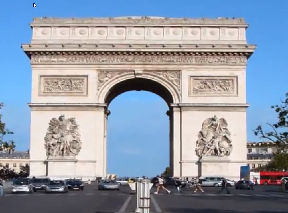 La place de l'Arc de triomphe de la capitale française Paris a été évacuée lundi durant deux heures en raison d'une alerte à la bombe.