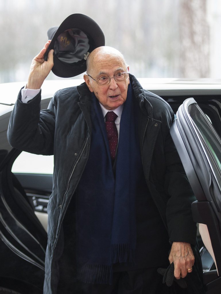 Le président italien Giorgo Napolitano se refuse à mettre en place un nouveau scrutin. 