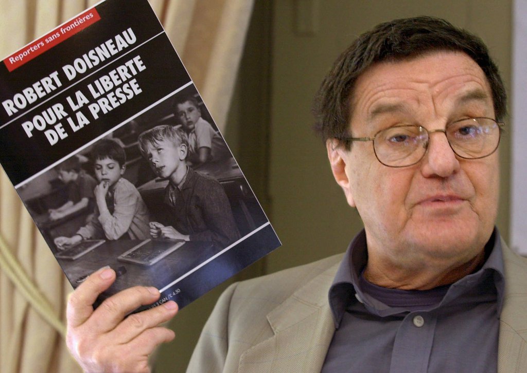 L'ancien journaliste de télévision, Renato Burgy, ici en 2000 lorsqu'il était président de Reporters sans Frontieres (RSF), section Suisse, est décédé à l'âge de 82 ans.