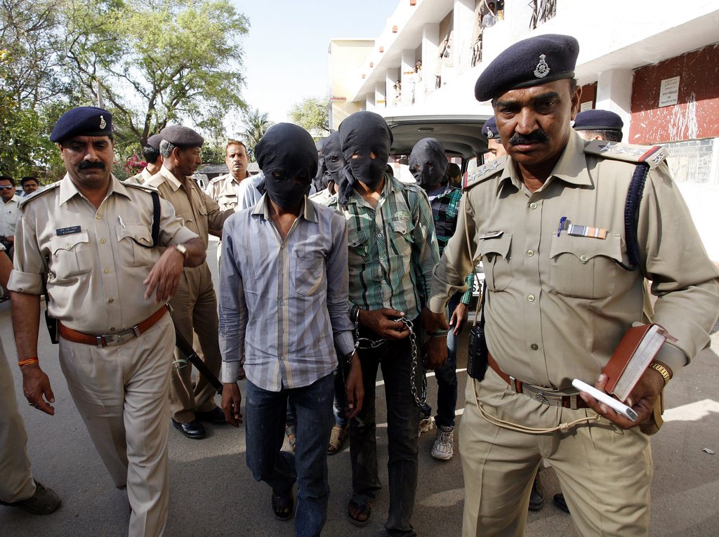 La Suissesse victime d'un viol collectif en Inde souhaite que les accusés "ne soient pas condamnés à mort". 