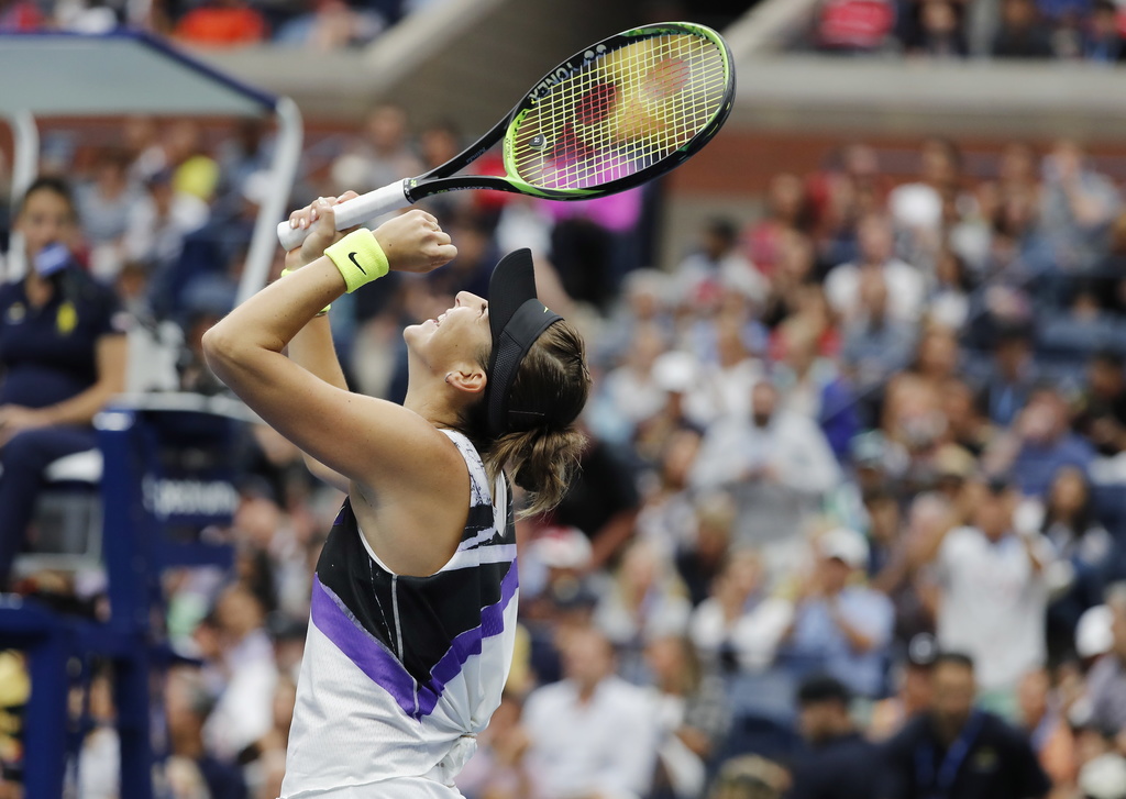 Belinda Bencic se hisse en demi-finales.