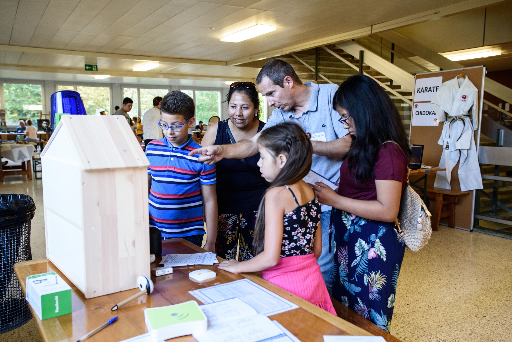 Mercredi s'est déroulée la traditionnelle soirée des inscriptions où les enseignants présentent leur cours aux visiteurs et potentiellement futurs participants.