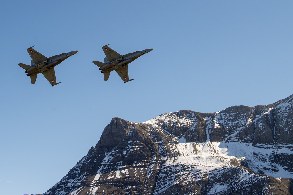 La grand-messe des forces aériennes suisses était prévue jeudi et vendredi dans les montagnes bernoises (archives).